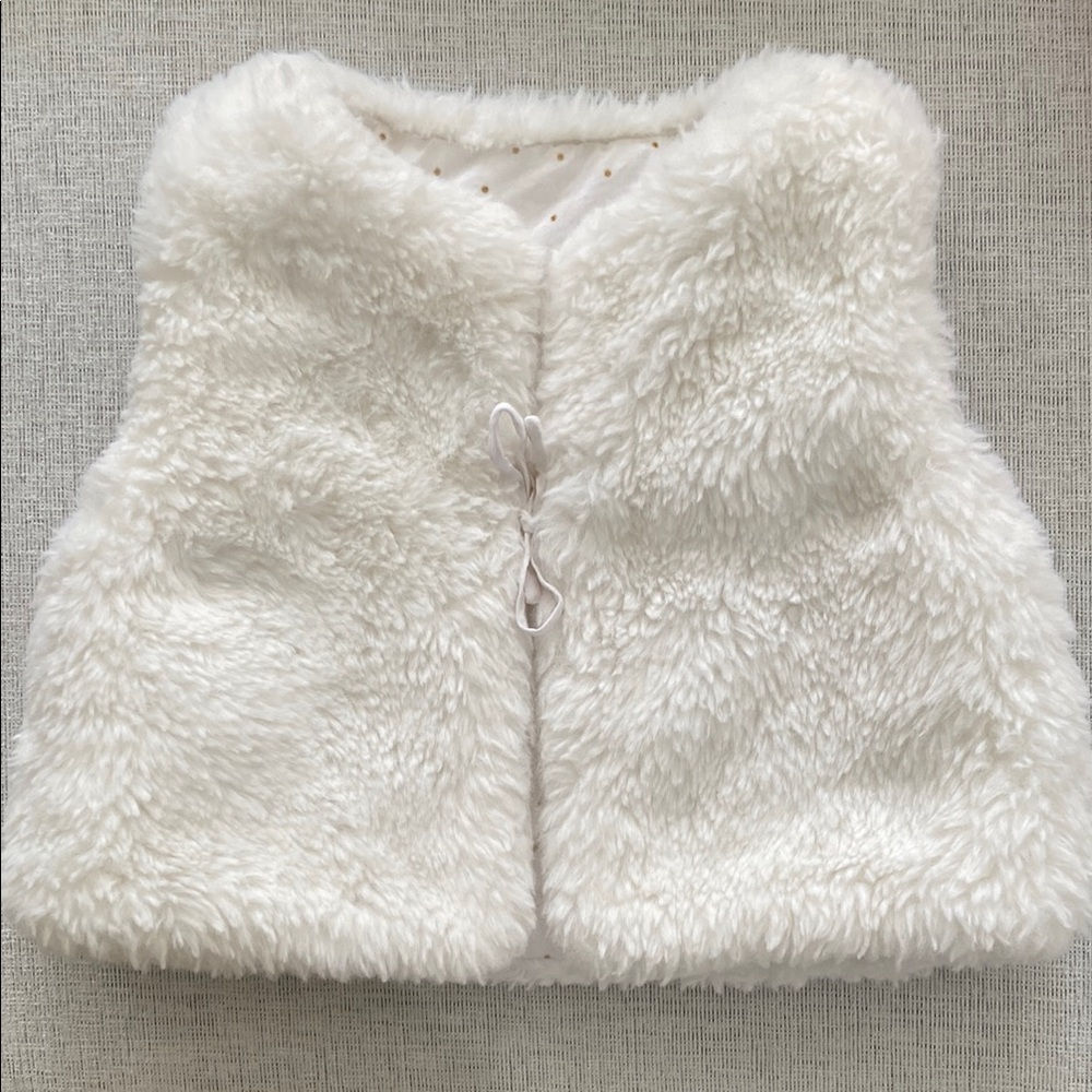 Jacadi Paris Cozy White Faux Fur Kids Vest